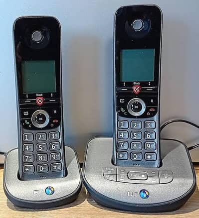 UK imported Panasonic trio cordless phone with intercom answer machin