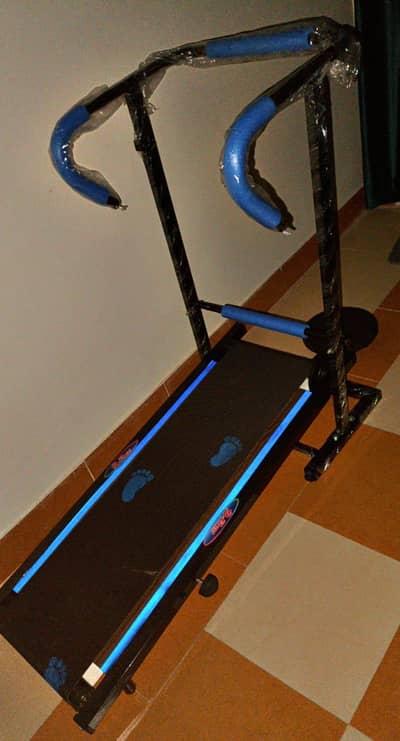 Foldable Manual Treadmill |Like New Condition | Home Gym Cardio Machin