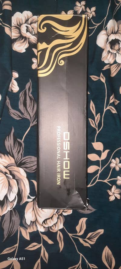 DSHOW Professional Hair Iron