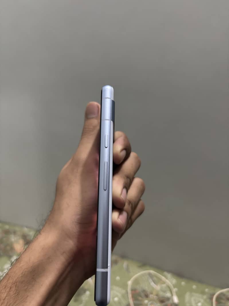 Google Pixel 7a 1