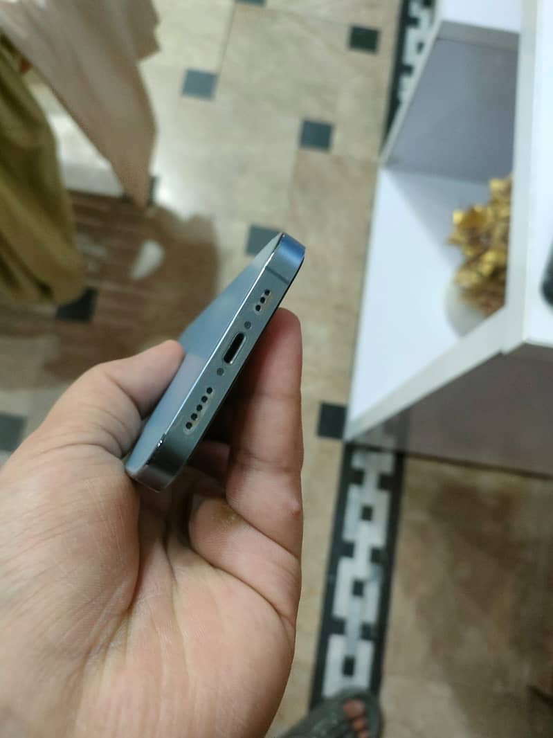 iPhone 13 pro 2