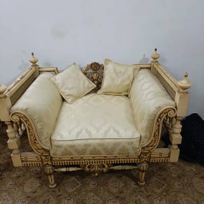 STYLISH FANCY SOFA SET USED FOR SALE