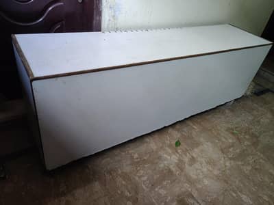 cloth shop table