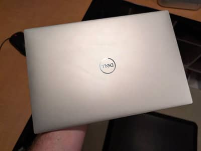 Dell XPS 13 9300 Premium Ultrabook – i7 • 16GB RAM 500GB NVME win 11