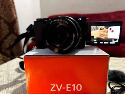 Sony ZV E10 , Box with kit lense and All Accessories