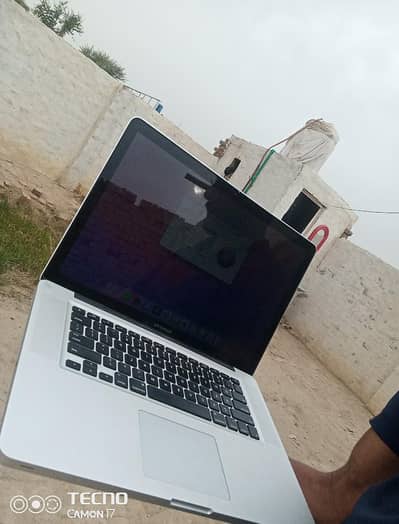 want to sell my macbook pro early 2011