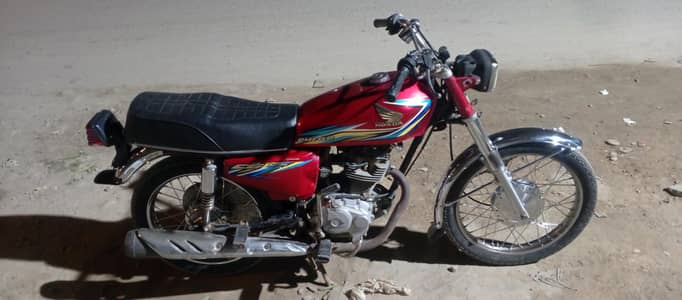 Honda cg125 Karachi num urgent sale