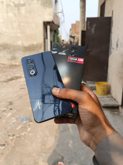 Itel s25 Black Colour 6/128