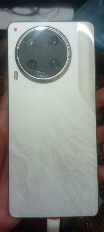 8 + 8 256gb original charger and box