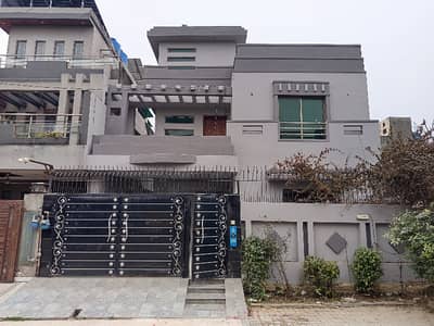 10 Marla House For sale In Beautiful Pak Arab Society Phase 1 - Block B