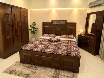 BEDROOM SET