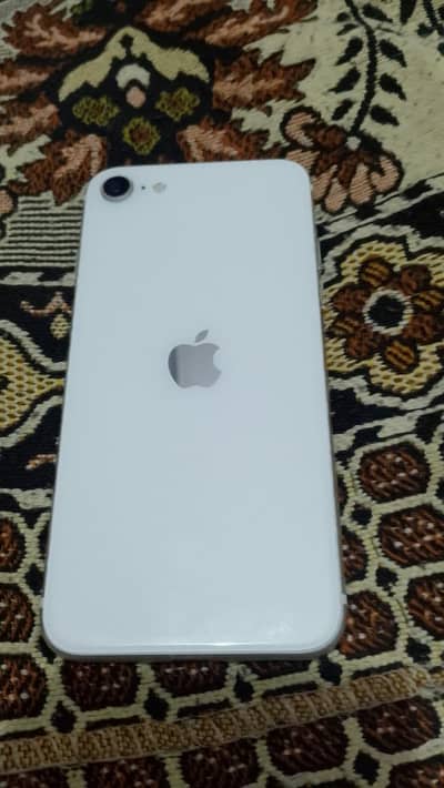 IPHONE SE 2020 . . . . . . . . GAMING BEAST