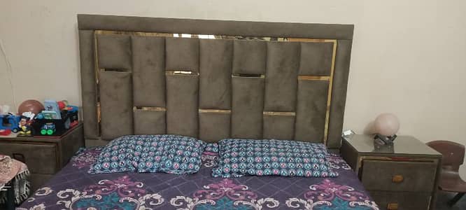 Poshish bed set For sale