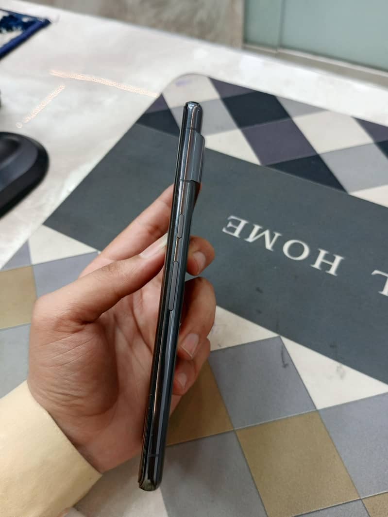 Google pixel 7 pro 3