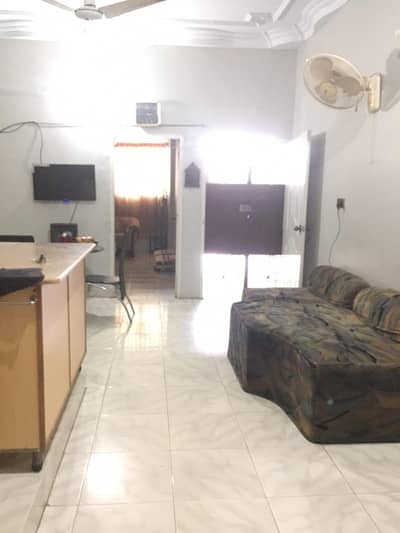 Leased 120 Yrds 2nd Floor Portion With Roof For Sale In Gulshan Block 13d1