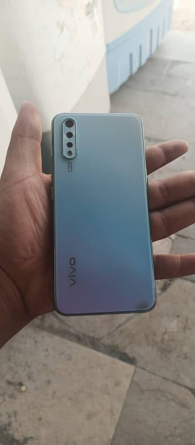 vivo s1 modle all ok ha koi harabe nahi ha