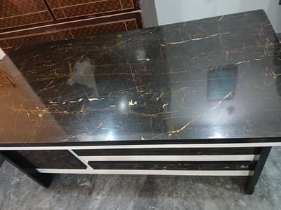 Elegant Wooden Office Table – Urgent Sale