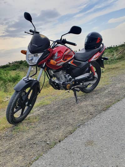 Honda cb125f