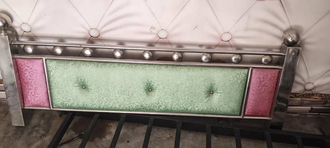 bed steel 10 by 9 condition