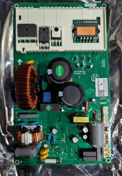 Specialist in DC Inverter AC kit Repairing Lab