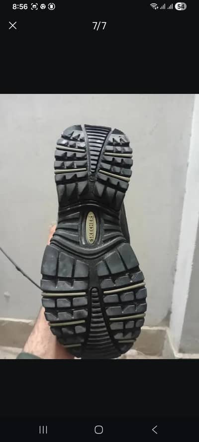 sketcher sport shoes made in vietnam