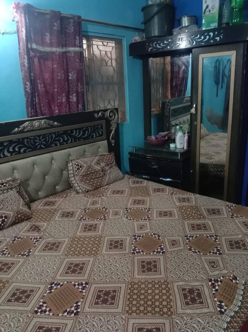 Double Bed With Dressing Table 3