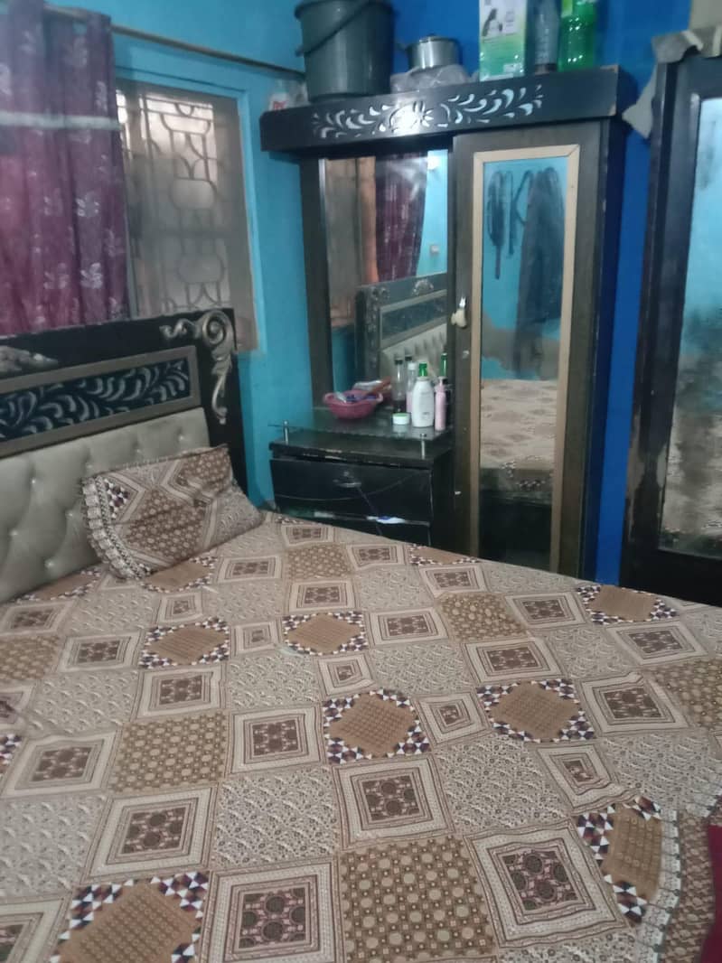 Double Bed With Dressing Table 4