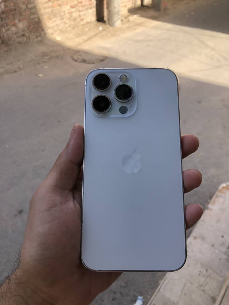 14 pro max 4