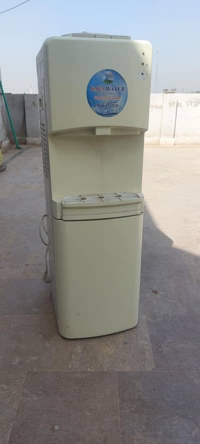 Homage Water Dispanser For sale