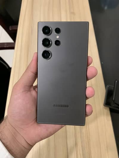 Samsung S24 Ultra 12GB / 512GB – PTA Approved