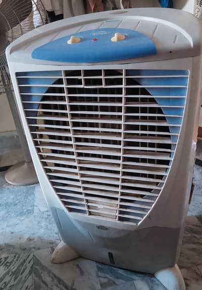 Room air cooler