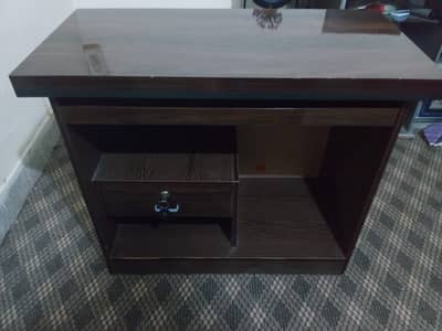 Computer Table / Study Desk with Drawer – Good Condition
