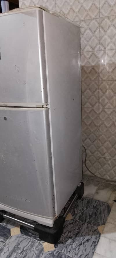 Dawlance refrigerator