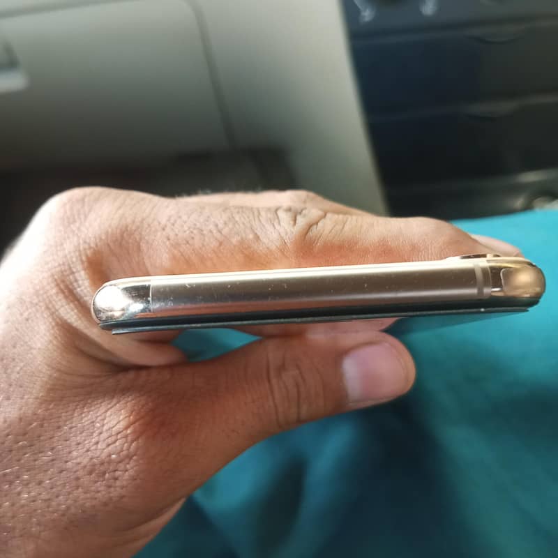 iphone xs max 5
