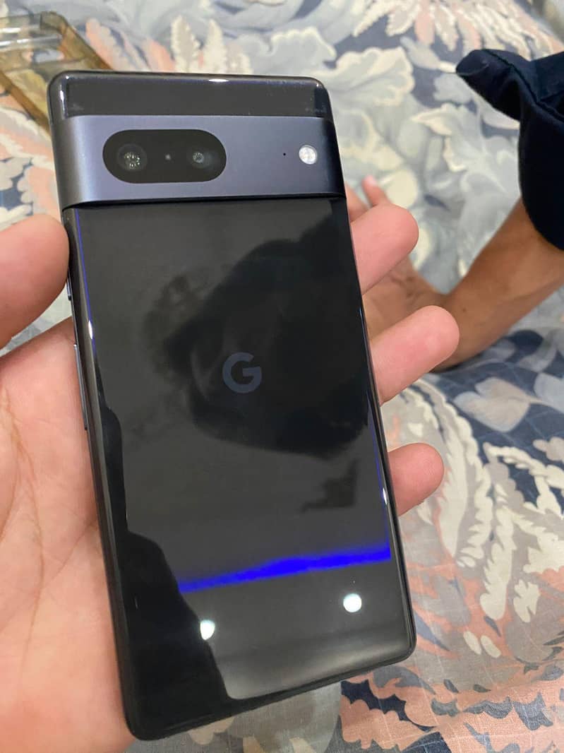 Google pixel 7 4