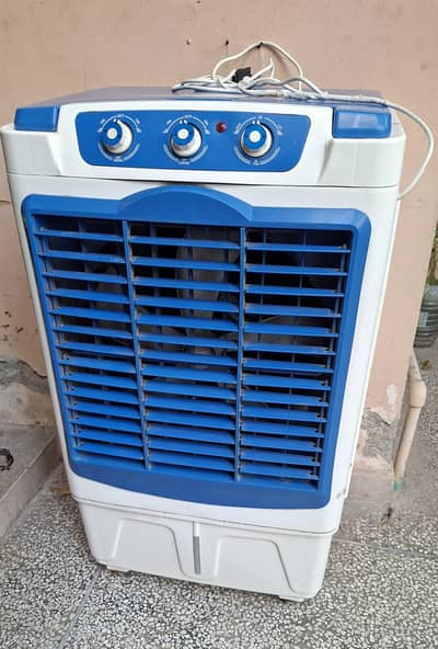 Room cooler sirf Ak season use howa hai koi fault nh hai