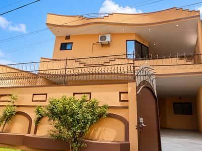10 Marla House In Bosan Road Of Bosan Road Is Available For sale