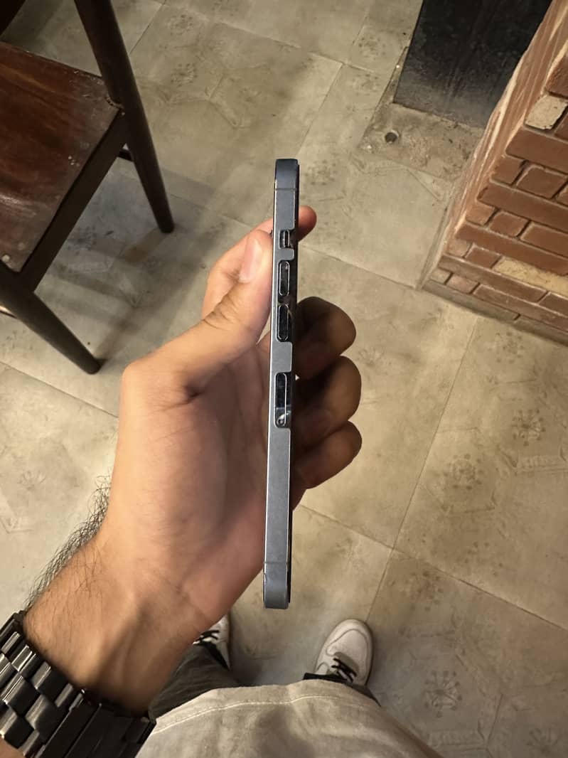 Iphone 13pro 1