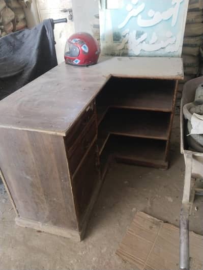 shop counter wood 
