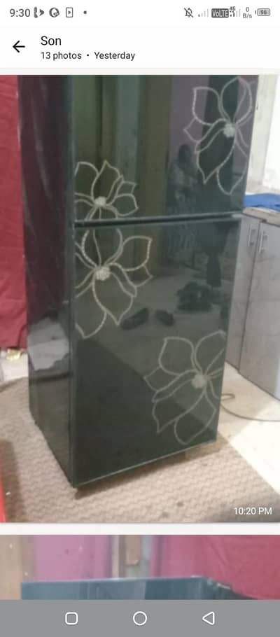 orint black glass door midiym saize best working and good condition