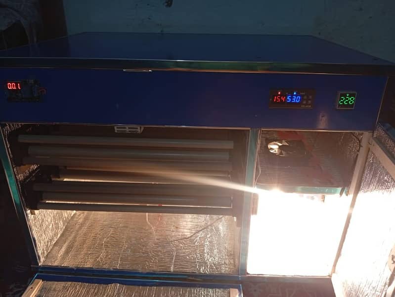 Automatic 80 Eggs Incubator 2