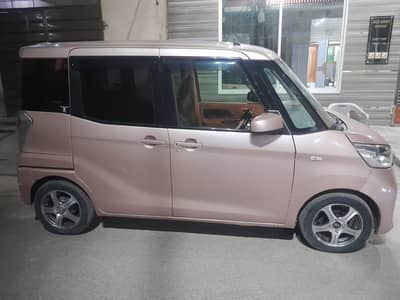 Nissan Rood