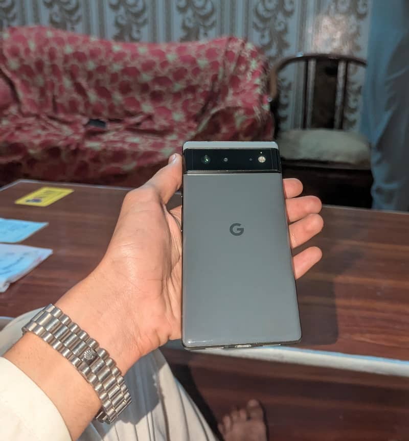 Google pixel 6 4