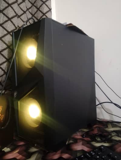 Intel Core i5 12th Gen Gaming System