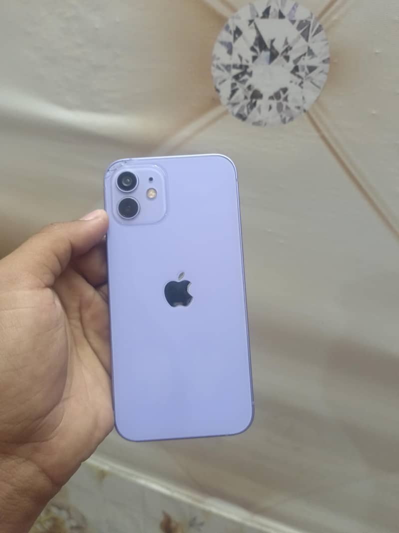 iPhone 12jv 0