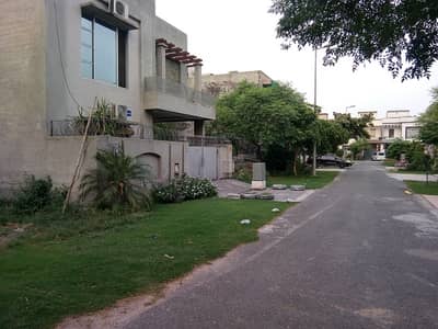 Low Budget Good Investment At Central Location 7 Marla Plot For Sale