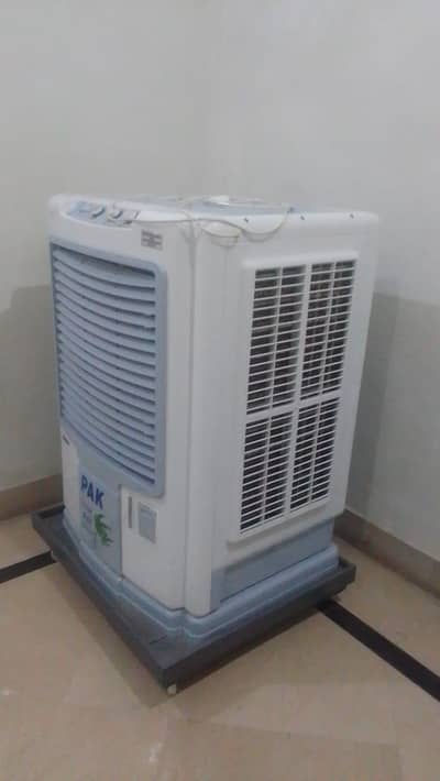 only 6 month use as like new condition 0*3*3*3*4*7*0*0*8*3*3