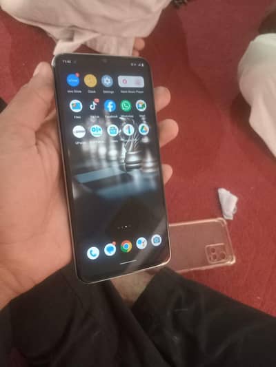 Vivo y21 4 64 with box and charger 03025223945
