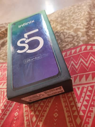 infinix s5  6.128 with box and charger