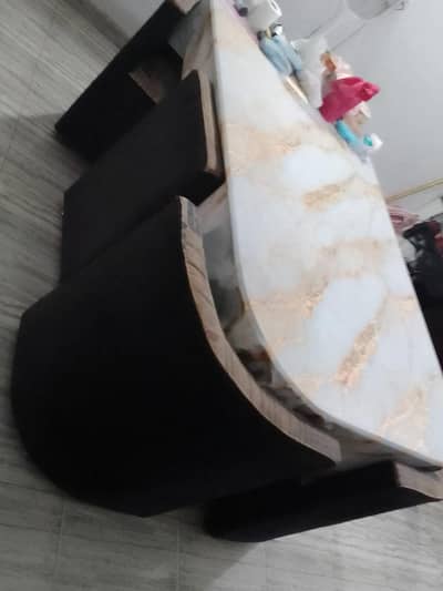 Marble Dining Table for Sell in Excellent Condition